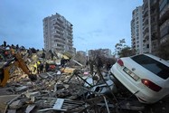 Động đất 7,8 độ Richter: Thổ Nhĩ Kỳ nhờ trợ giúp từ quốc tế 