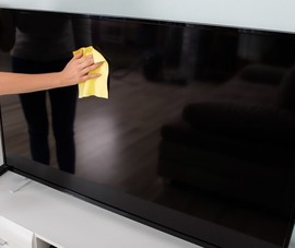 Cách vệ sinh bụi bẩn cho TV màn hình phẳng