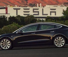 Xe điện của Tesla khiến các kỹ sư Nhật bó tay