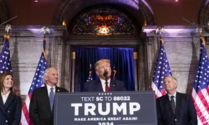 Cựu Tổng thống Mỹ Donald Trump chính thức khởi động chiến dịch chạy đua vào Nhà Trắng năm 2024. Ảnh: Alex Brandon/AP
