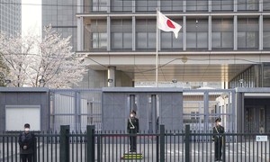 Căng thẳng vụ Trung Quốc bắt công dân Nhật