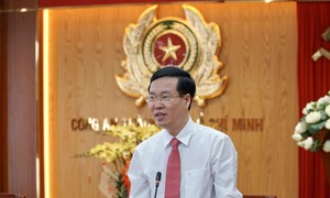 Standing Secretary of the Secretariat Vo Van Thuong visited the Ho Chi Minh City Police Department on Tet holiday