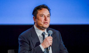 Tỉ phú Elon Musk kêu gọi tạm dừng phát triển AI, cảnh báo ‘nguy cơ cho xã hội’