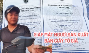 Video điều tra: Giáp mặt người sản xuất, bán giấy tờ giả