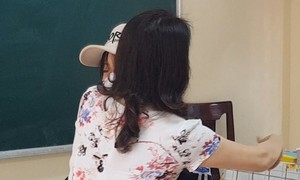 Cô giáo cắt tóc nữ sinh: ‘Tôi xin rút kinh nghiệm sâu sắc và rất mong được sự đồng cảm’