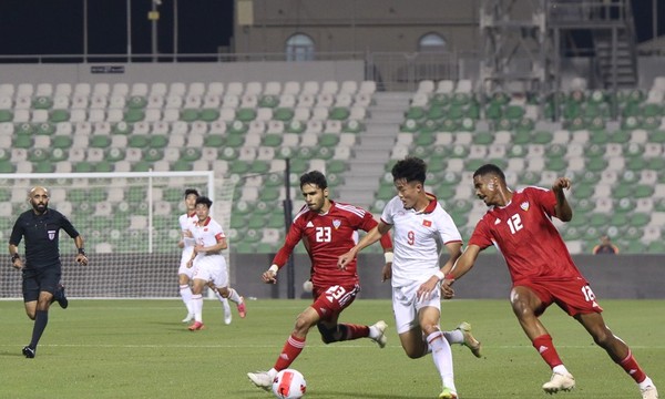 U-23 Việt Nam cố tránh hạng 10, Thái Lan tranh chương đồng