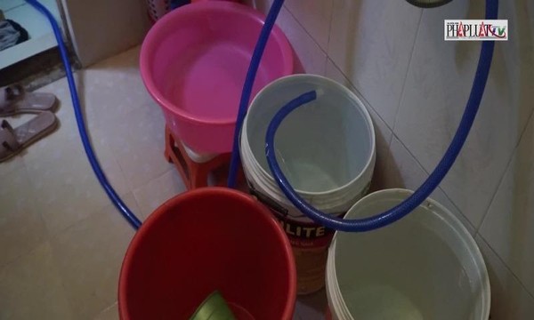 Video: Dân Đà Nẵng khổ sở vì thiếu nước nhiều ngày