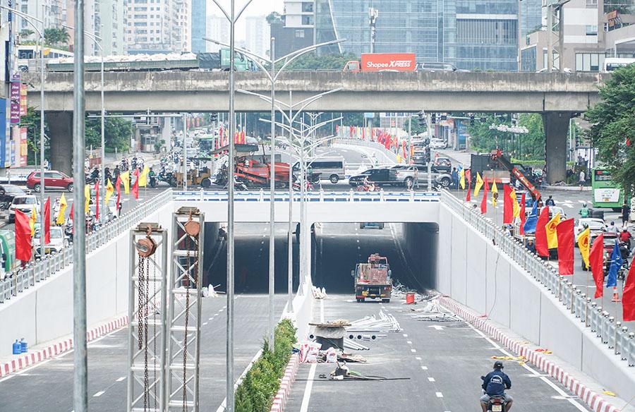 Cận cảnh nút giao thông đa tầng ở Hà Nội sẽ được thông xe vào ngày mai