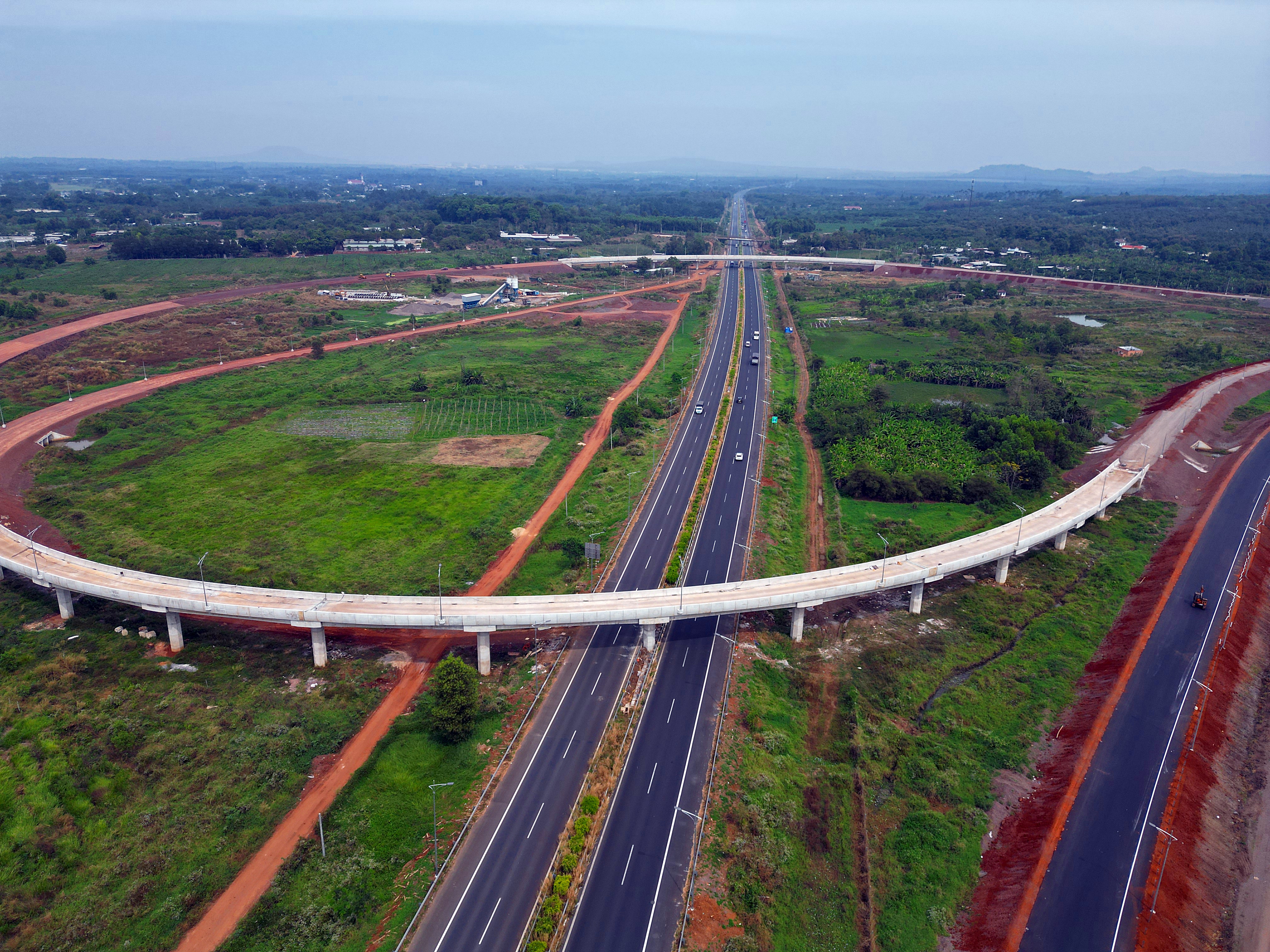 Cao tốc Vĩnh Hảo- Phan Thiết và Phan Thiết-Dầu Giây sẽ có 3 trạm dừng chân