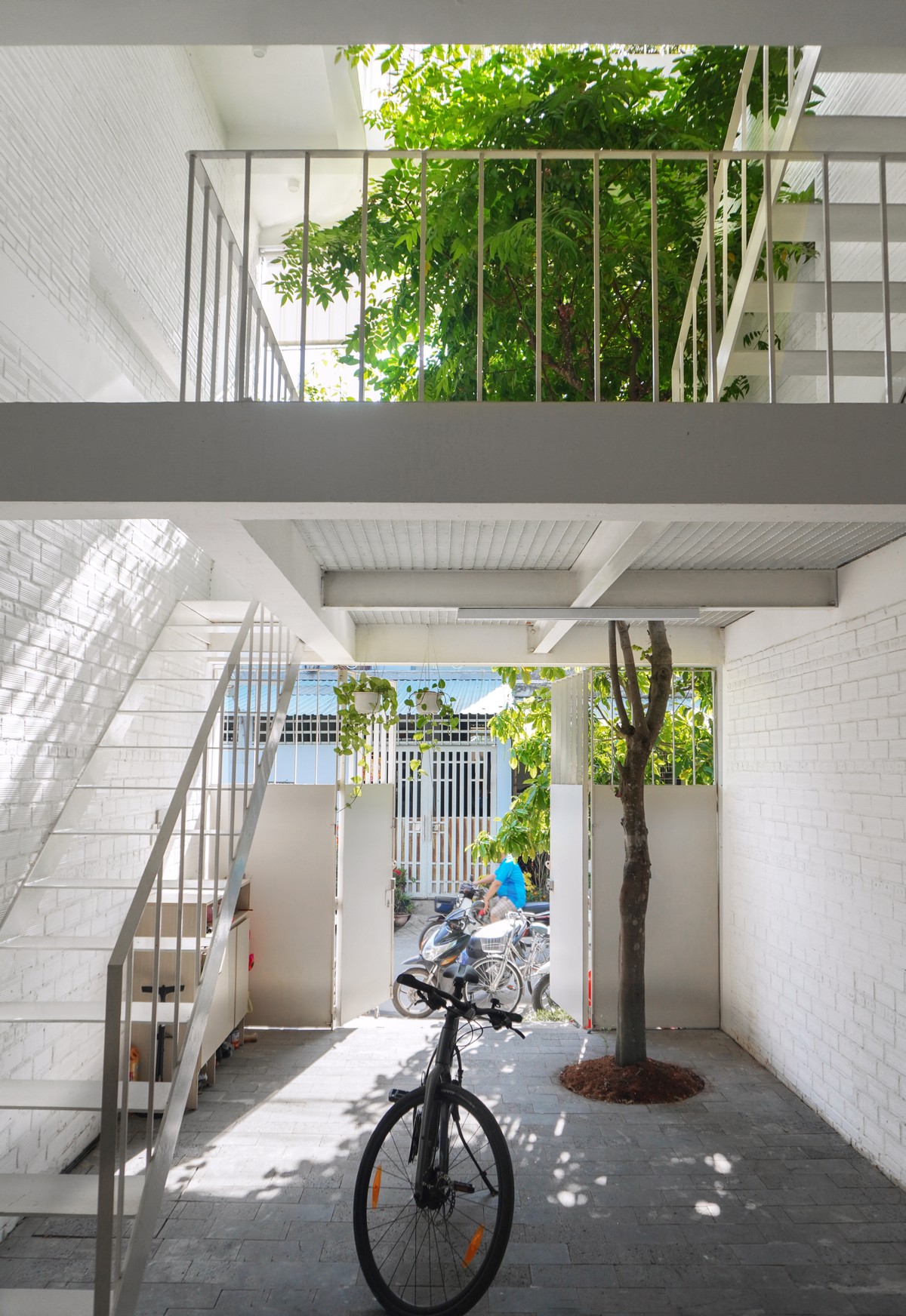 Empty box house in district 12, HCMC photo 5