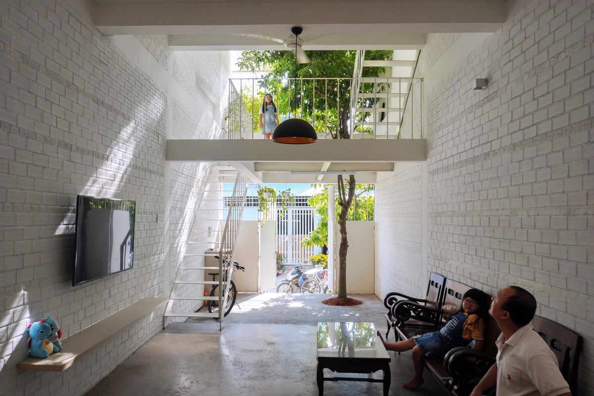 Empty box house in District 12, Ho Chi Minh City photo 6