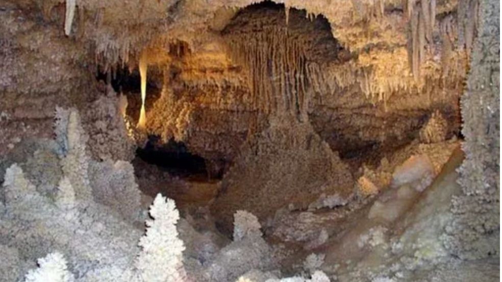 Việt Nam sở hữu 1 trong 10 hang động đẹp nhất thế giới ảnh 4