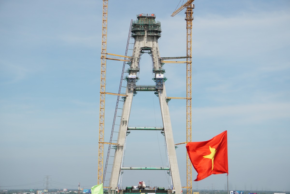 Construction of My Thuan 2 bridge through Tet photo 8