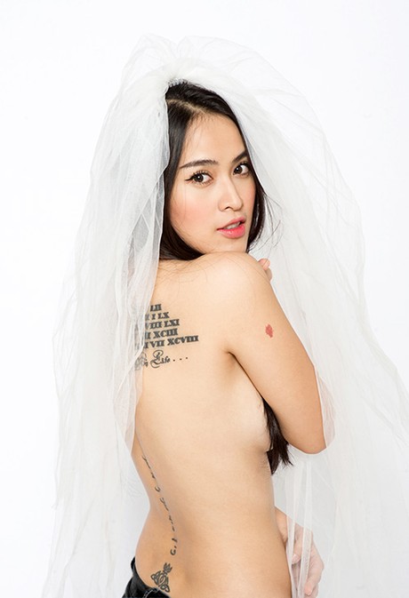 Ốc Thanh Vân lộ hình xăm lớn trong bộ ảnh kỷ niệm 11 năm cưới