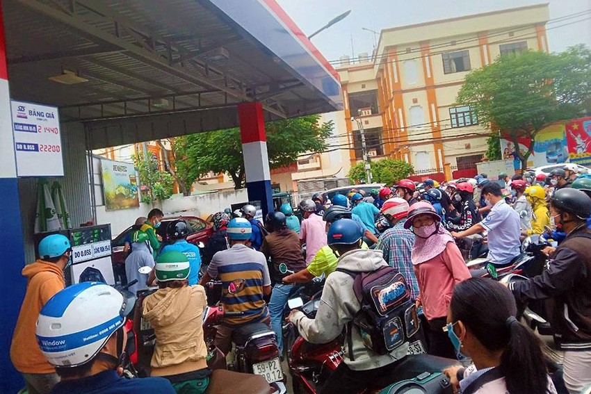 Nhìn thẳng thực tế để khắc phục thiếu xăng dầu ảnh 1