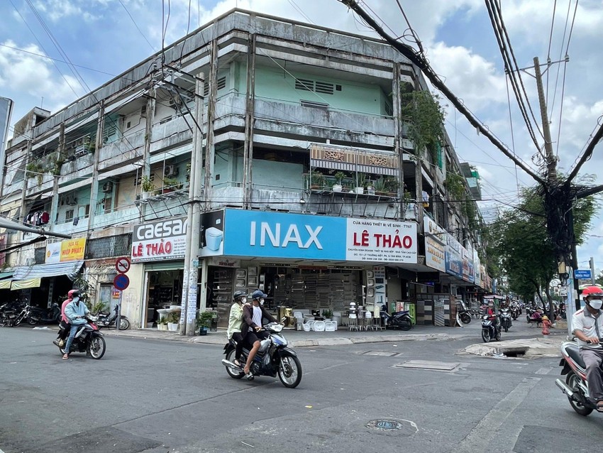 Vẫn tắc việc 'thay áo' cho hàng loạt chung cư cũ ở Hà Nội và TP.HCM ảnh 3