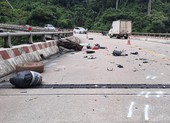 2 mẹ con tử vong do tai nạn trên đường từ miền Nam về quê
