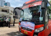 500 sinh viên Khánh Hòa về quê trên những chuyến xe màu cam