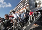 Khách trên tàu Westerdam quá cảnh ở TP.HCM được xử lý ra sao?