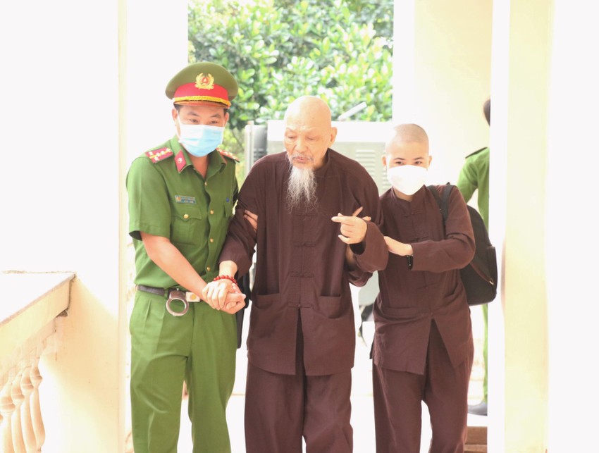 Hoãn xử phúc thẩm vụ 'Tịnh thất Bồng Lai' ảnh 2