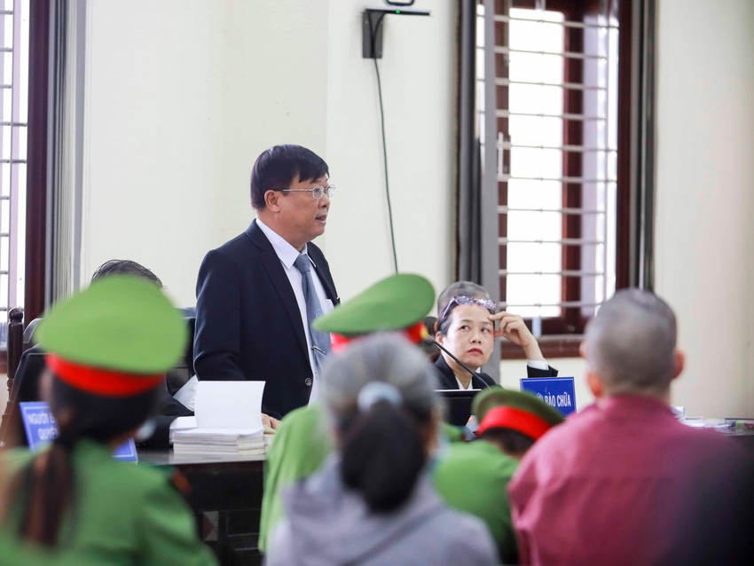 Phúc thẩm vụ Tịnh thất Bồng Lai: Các luật sư bào chữa ra sao? ảnh 1