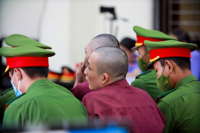 Phúc thẩm vụ Tịnh thất Bồng Lai: Các luật sư bào chữa ra sao? ảnh 2
