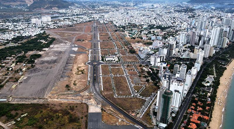 Tập đoàn Phúc Sơn phải sớm nộp 12.000 tỉ tại dự án đất sân bay Nha Trang cũ ảnh 1