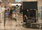 2 hành khách từ Nga về dương tính với COVID-19, cả nước 320 ca