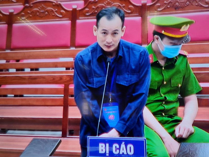 Vụ buôn lậu 200 triệu lít xăng: Tạo nhóm 'Anh em siêu nhân' tuồn xăng lậu ra thị trường ảnh 1