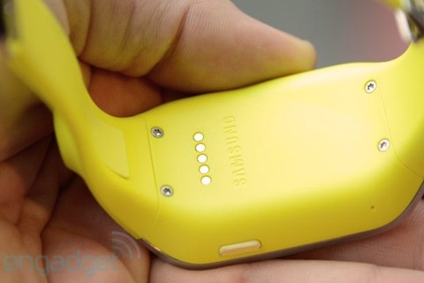 Đồng hồ Galaxy không ấn tượng, Samsung quá nóng vội? ảnh 1