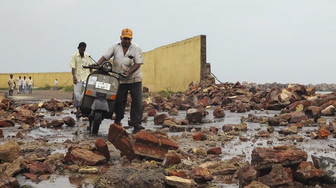 Bão Phailin: 7 người Ấn Độ thiệt mạng, hơn 1 triệu người di tản ảnh 1