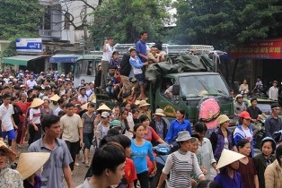 Bệnh viện vay 150 triệu hỗ trợ gia đình sản phụ tử vong ảnh 1