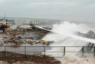 Bão Phailin: 7 người Ấn Độ thiệt mạng, hơn 1 triệu người di tản ảnh 3