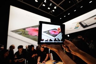 IPad thế hệ 3 ảnh 1