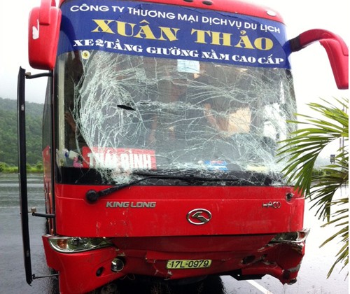 Tai nạn liên hoàn, 5 người bị thương ảnh 1