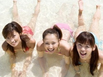 Phát hoảng với "yêu râu xanh" ở bể bơi teen ảnh 1