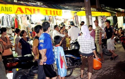 Nhiều người ngất xỉu vì khí 'lạ' trong khu dân cư ảnh 3