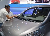 Giá ô tô nhập khẩu giảm còn 460 triệu đồng/chiếc
