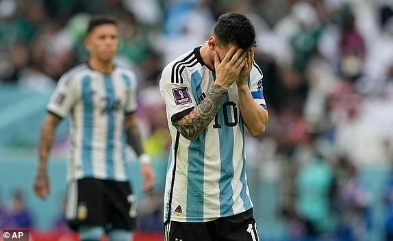 Saudi Arabia tạo địa chấn cứu bóng đá châu Á, 'dạy' Argentina một bài học ảnh 4