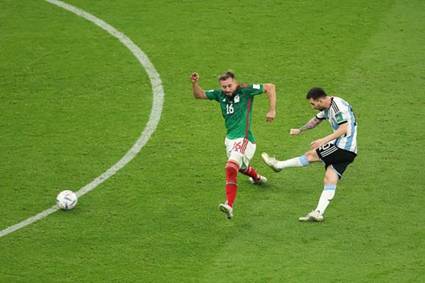 Tiết lộ: Messi biết trước mình sẽ ghi bàn vào lưới Mexico như thế nào ảnh 2