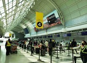 Đưa 343 công dân Việt Nam từ Canada về nước