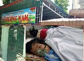 Làm trẻ bị liệt vẫn ngang nhiên dạy ‘chui’