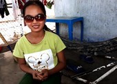 Đã đủ tiền chữa mắt cho bé Mai