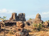 Truyền thuyết về bãi đá cổ Karang Chakliang tuyệt đẹp