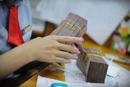 Giới phân tích dự báo, NHNN có thể giảm thêm từ 0,5%-1%/năm trần lãi suất huy động.