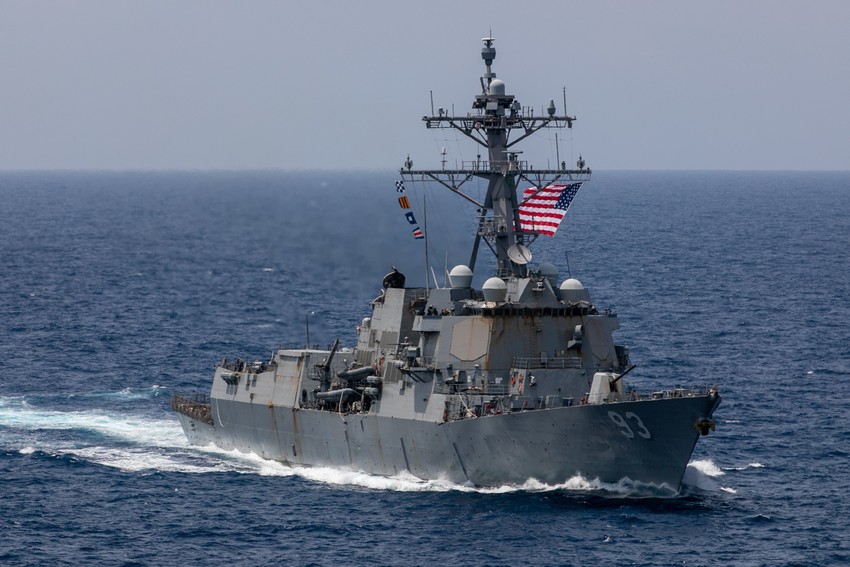 Global News: Tàu chiến Trung Quốc chạm trán tàu chiến Mỹ, Canada đang di  chuyển qua eo biển Đài Loan