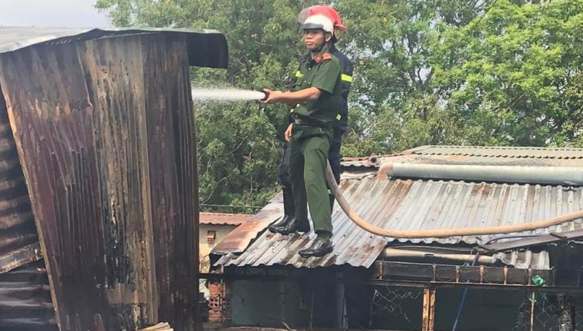 Vụ cháy chợ ở Đắk Lắk: Hệ thống bơm chữa cháy bị hỏng ảnh 4