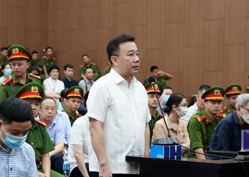 Hiệu trưởng gửi tâm thư xin giảm nhẹ hình phạt cho cựu phó chủ tịch UBND TP Hà Nội  ảnh 1