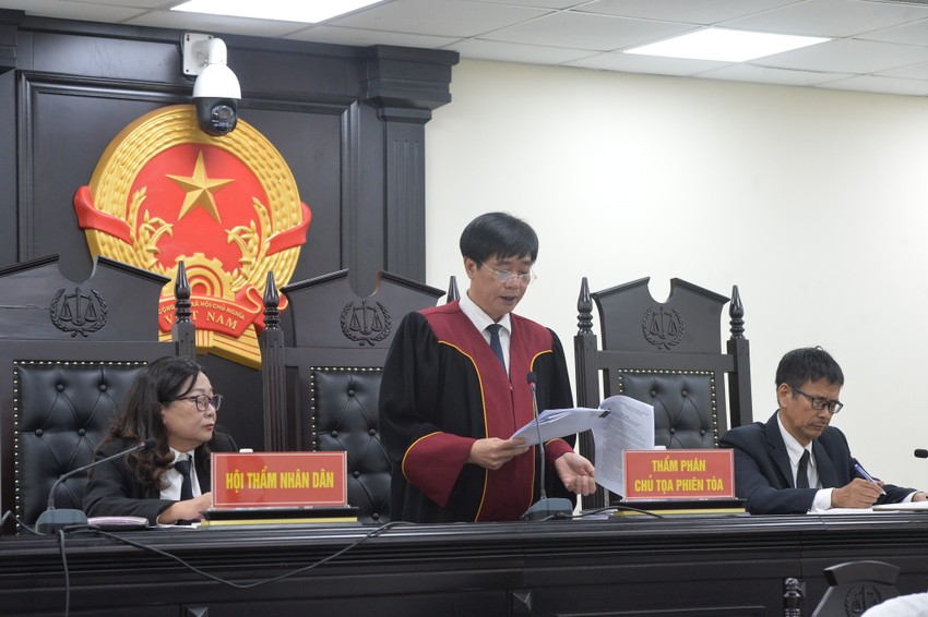 Cựu chủ tịch Hà Nội Nguyễn Đức Chung nhận thêm 18 tháng tù ở vụ án thứ 4 ảnh 2