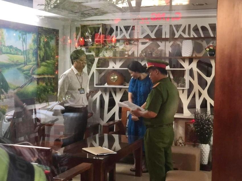 Nguyên chánh án tỉnh Hòa Bình ‘vi phạm pháp luật’, ‘gây hậu quả rất nghiêm trọng’ ảnh 2